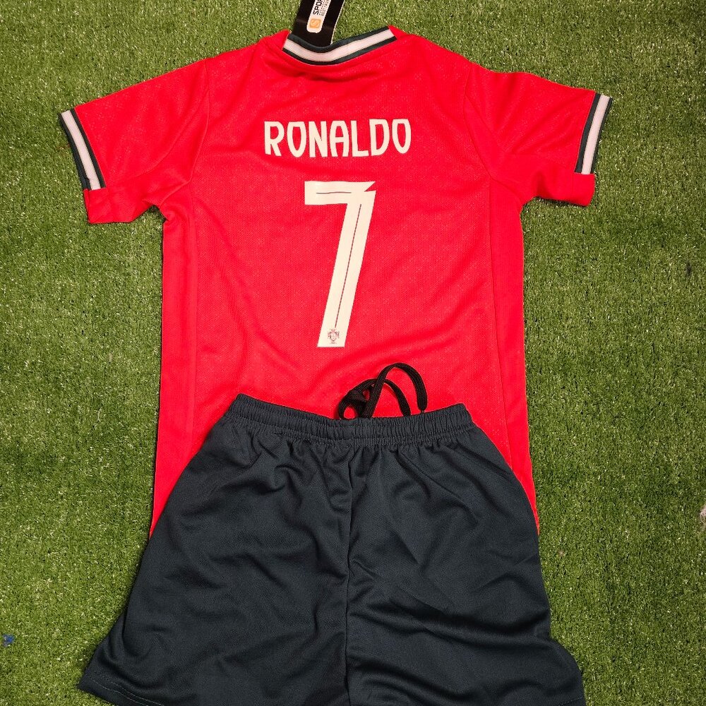 PORTUGAL RONALDO KIT SET